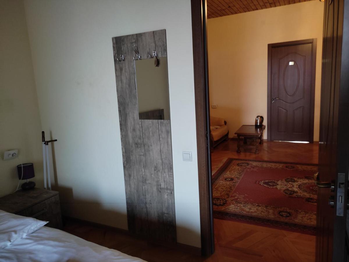 Vedzisi Garden Hotel Tbilisi Buitenkant foto