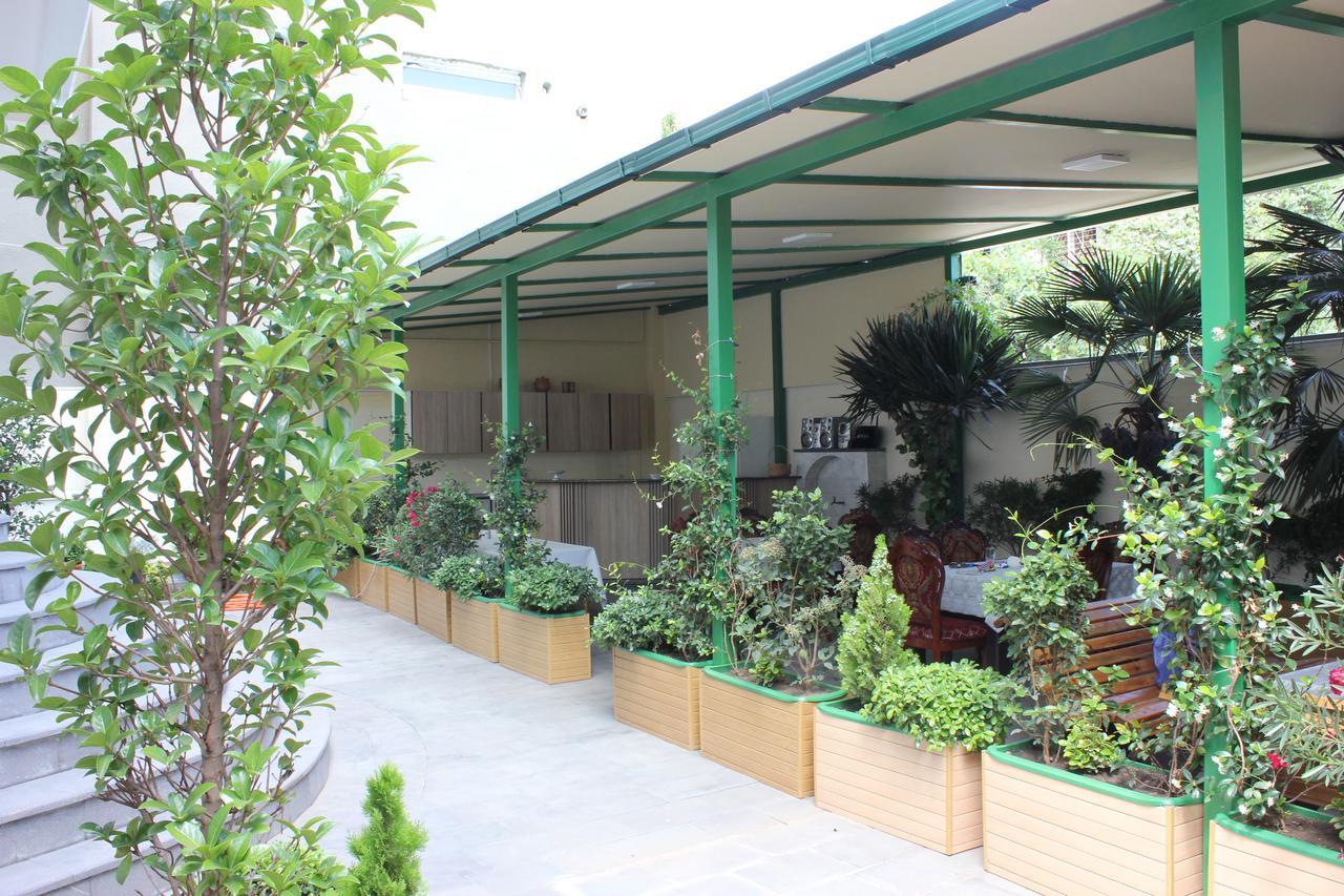 Vedzisi Garden Hotel Tbilisi Buitenkant foto