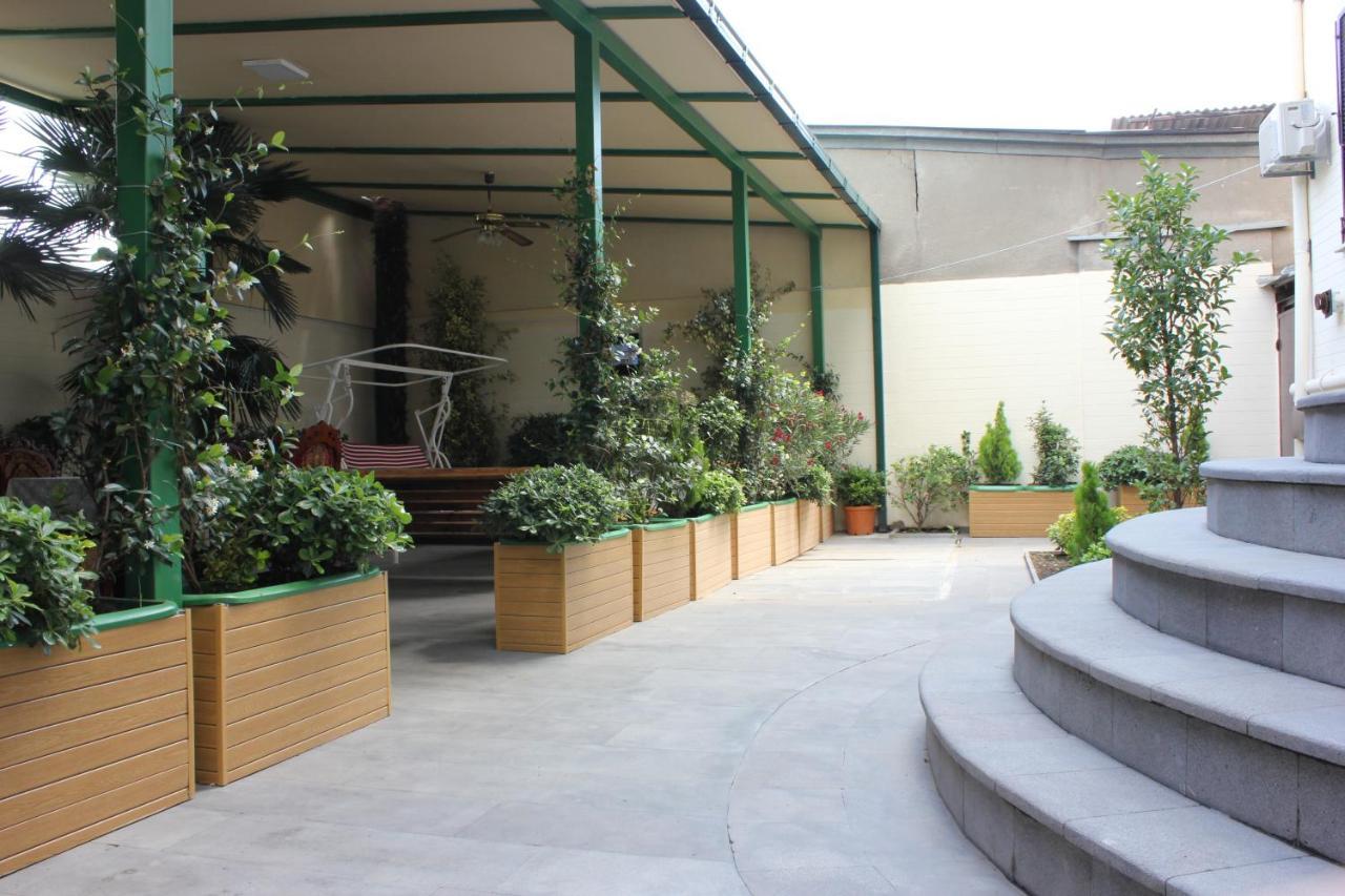 Vedzisi Garden Hotel Tbilisi Buitenkant foto