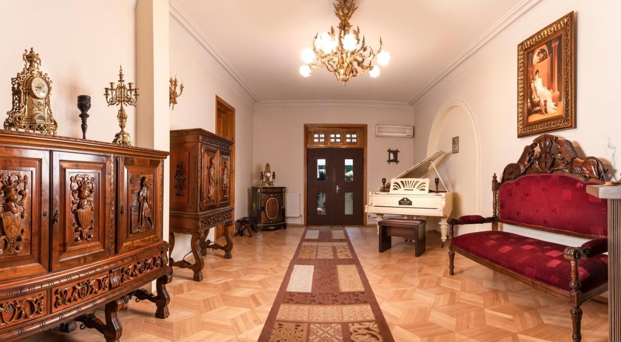 Vedzisi Garden Hotel Tbilisi Buitenkant foto