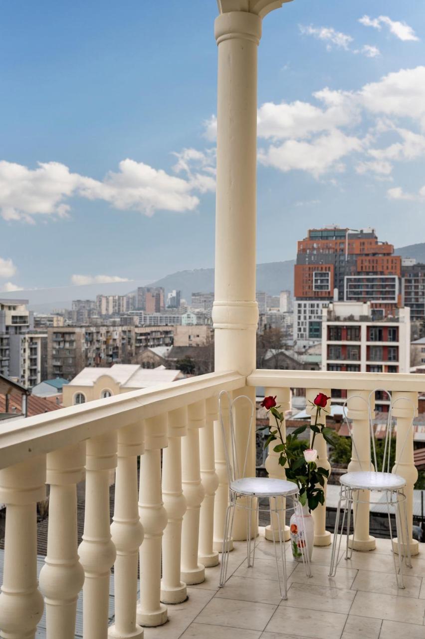 Vedzisi Garden Hotel Tbilisi Buitenkant foto